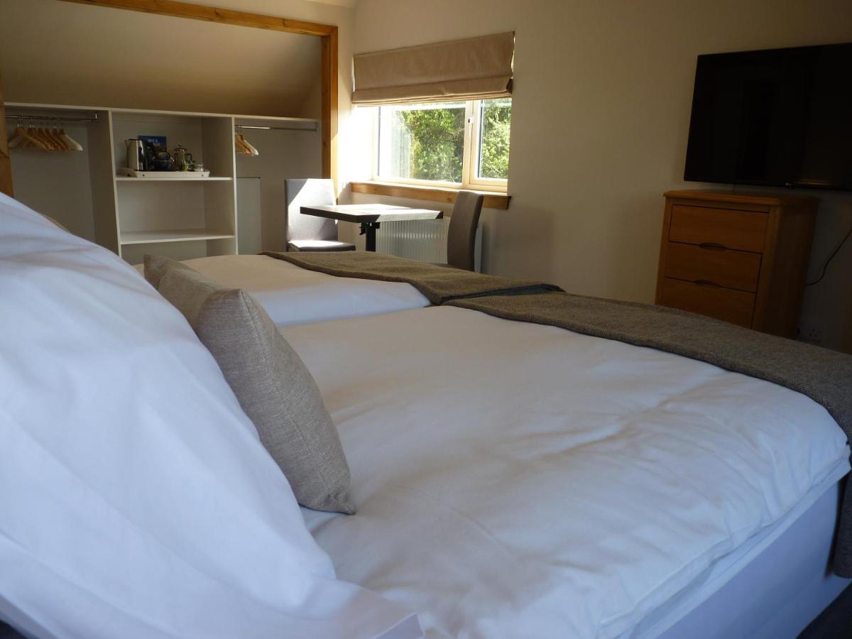Skye Lodge Dunvegan Skye Bagian luar foto