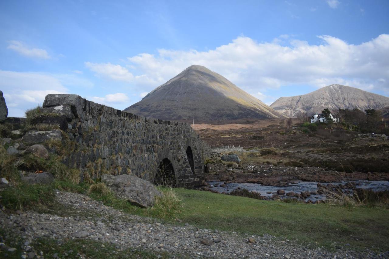 Skye Lodge Dunvegan Skye Bagian luar foto